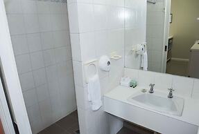 Barooga Country Inn Motel