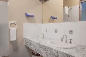 Barooga Country Inn Motel