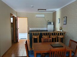 Barooga Country Inn Motel