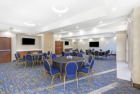 Holiday Inn Express & Suites Woodstock South by IHG