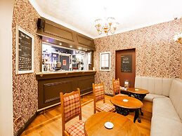 The Gables Hotel