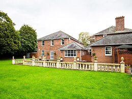 The Gables Hotel