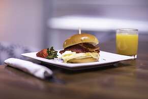 voco Times Square South New York by IHG