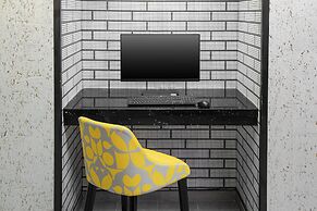 voco Times Square South New York by IHG