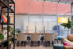 voco Times Square South New York by IHG