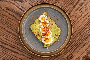 voco Times Square South New York by IHG