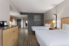 La Quinta Inn & Suites by Wyndham Ft. Pierce