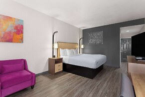 La Quinta Inn & Suites by Wyndham Ft. Pierce