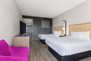 La Quinta Inn & Suites by Wyndham Ft. Pierce