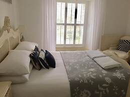 Combe House Hotel