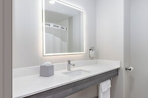 Holiday Inn Express & Suites Granbury by IHG