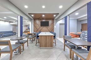 Holiday Inn Express & Suites Granbury by IHG