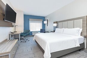 Holiday Inn Express & Suites Granbury by IHG