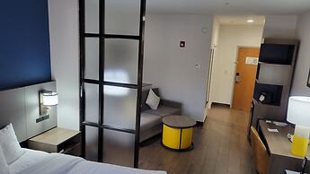 Comfort Suites Macon