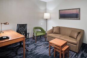 Fairfield Inn & Suites by Marriott Kansas City Overland Park