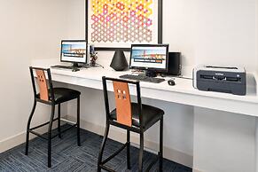 Holiday Inn Express & Suites Pueblo North by IHG
