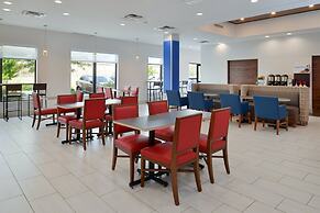 Holiday Inn Express & Suites Pueblo North by IHG