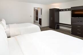 Holiday Inn Express & Suites Pueblo North by IHG