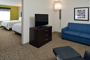Holiday Inn Express & Suites Pueblo North by IHG