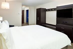 Holiday Inn Express & Suites Pueblo North by IHG