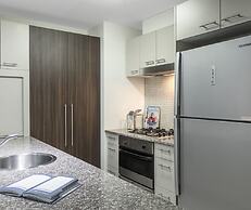 Oaks Brisbane Aurora Suites