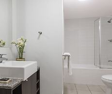 Oaks Brisbane Aurora Suites