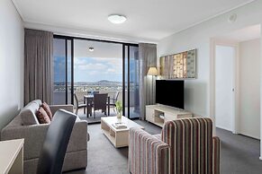 Oaks Brisbane Aurora Suites