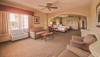 La Quinta Inn & Suites by Wyndham Marble Falls