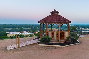 La Quinta Inn & Suites by Wyndham Marble Falls