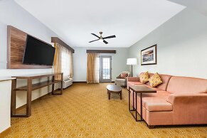 La Quinta Inn & Suites by Wyndham Marble Falls
