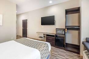 Microtel Inn & Suites by Wyndham Brooksville