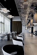 Carbon Hotel - Different Hotels