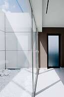 Carbon Hotel - Different Hotels