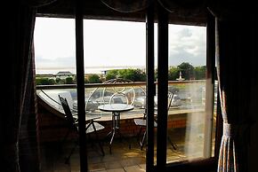 Dalmeny Resort Hotel