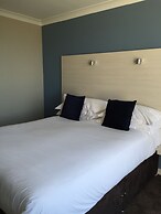 Dalmeny Resort Hotel