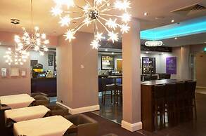 Dalmeny Resort Hotel