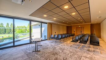 Kyriad Prestige Compiegne