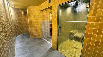 Kyriad Prestige Compiègne Hotel & Spa