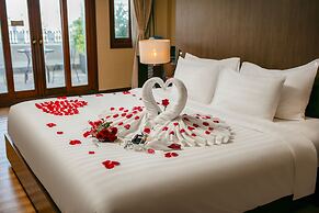 Oriental Suites Hotel & Spa