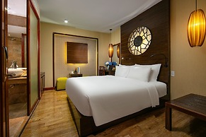 Oriental Suites Hotel & Spa