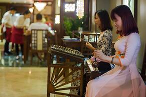 Oriental Suites Hotel & Spa