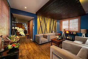 Oriental Suites Hotel & Spa