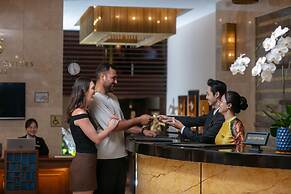 Oriental Suites Hotel & Spa