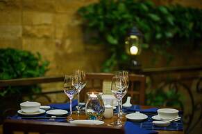 Oriental Suites Hotel & Spa