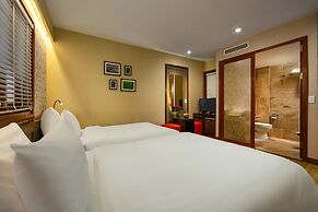 Oriental Suites Hotel & Spa