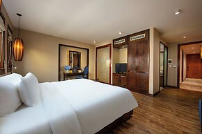 Oriental Suites Hotel & Spa