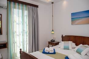 Adonis Hotel Naxos