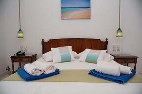 Adonis Hotel Naxos