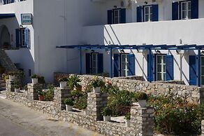 Adonis Hotel Naxos