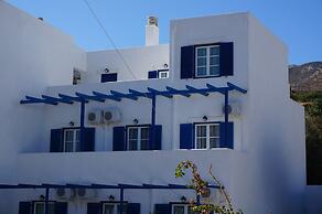 Adonis Hotel Naxos